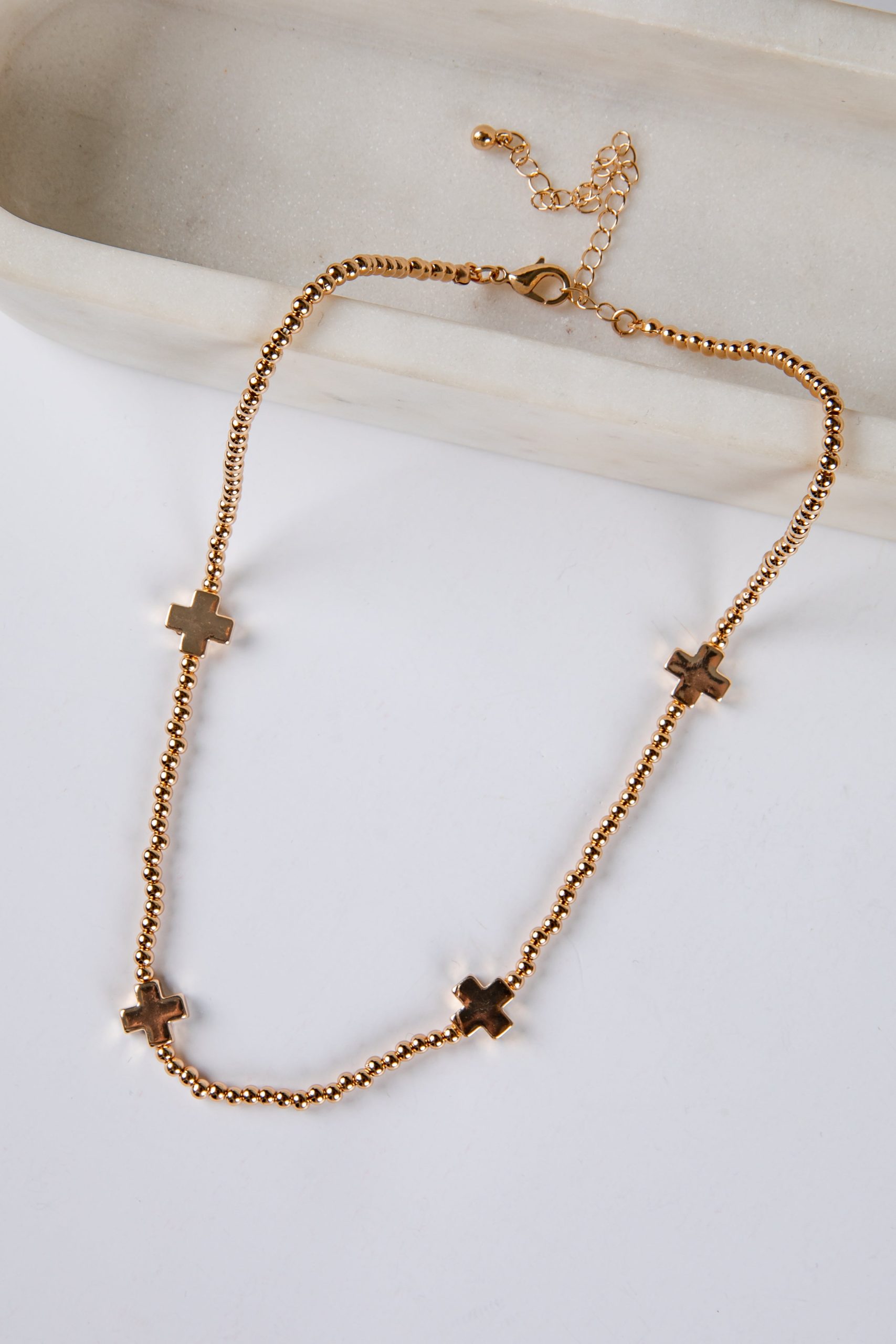 shopdressup_gold_cross_neckalce-3.jpg