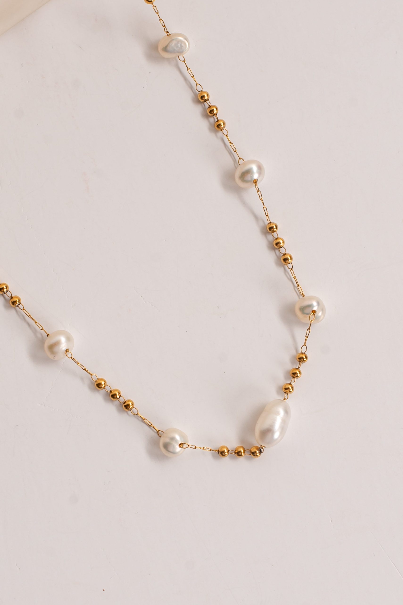 shopdressup_gold_pearl_chain_neckalce-2.jpg